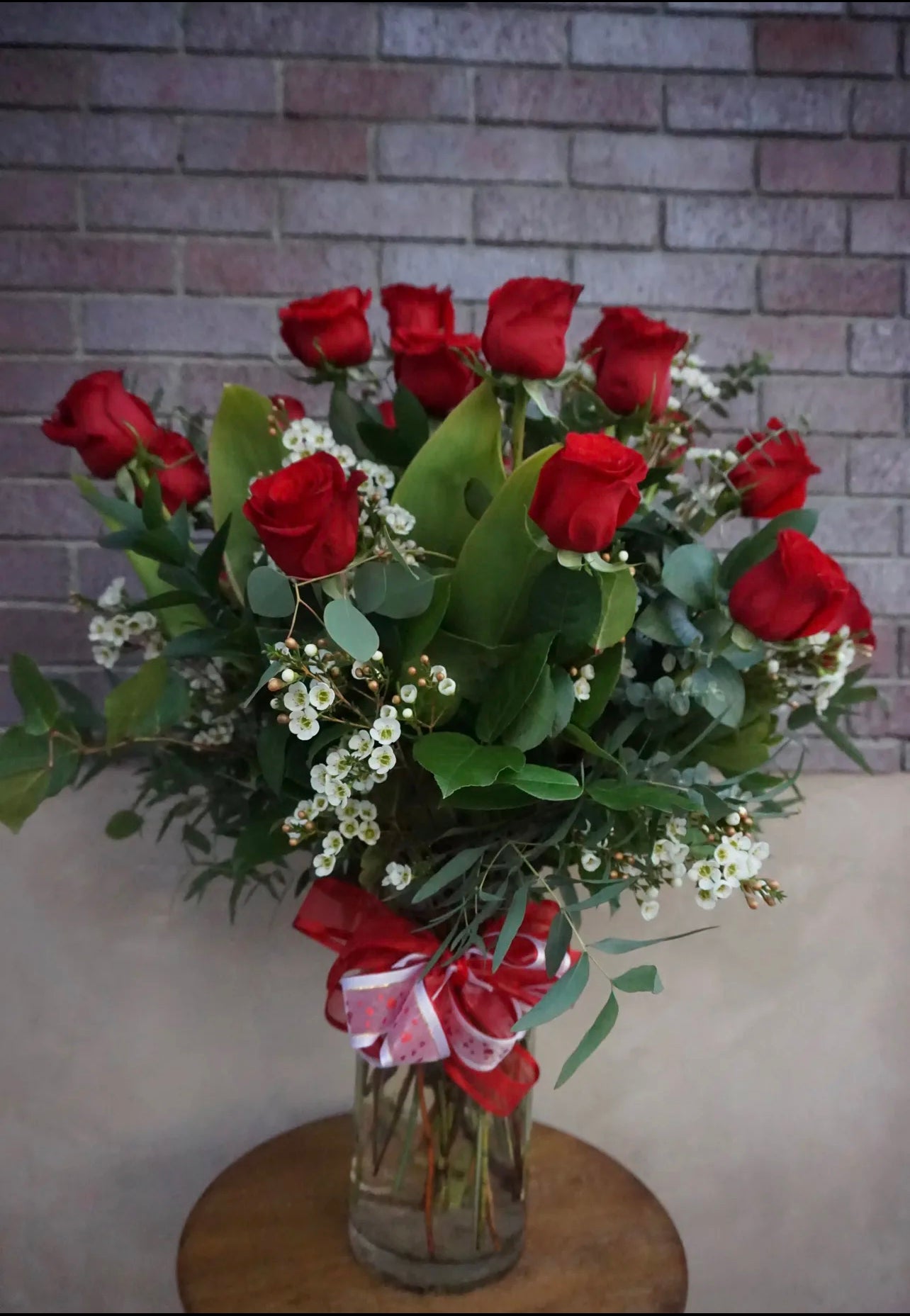 2 Dozen Roses Classic